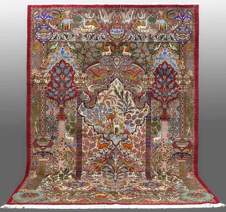 A, Figural Kashmar, ca 341 x 239 cm.