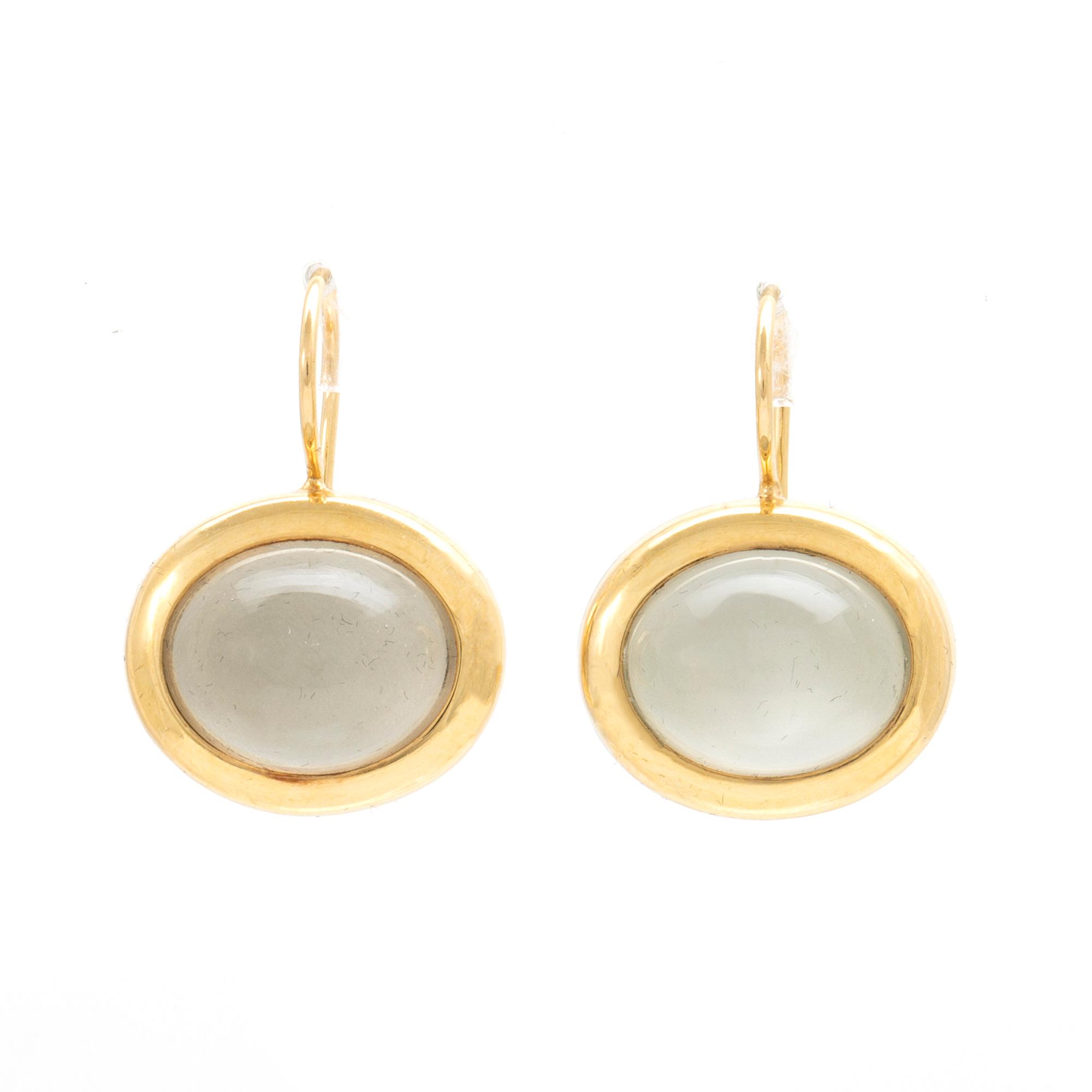 A pair of 18K gold earrings "Emeli" with cabochon-cut moonstone from Ole Lynggaard.