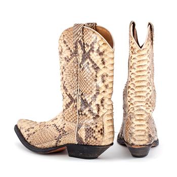 SEBDRA, a pair of snakeskin men´s cowboyboots, size 41.