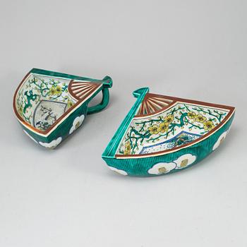 Two Japanese fan shaped bowls, 20th Century.