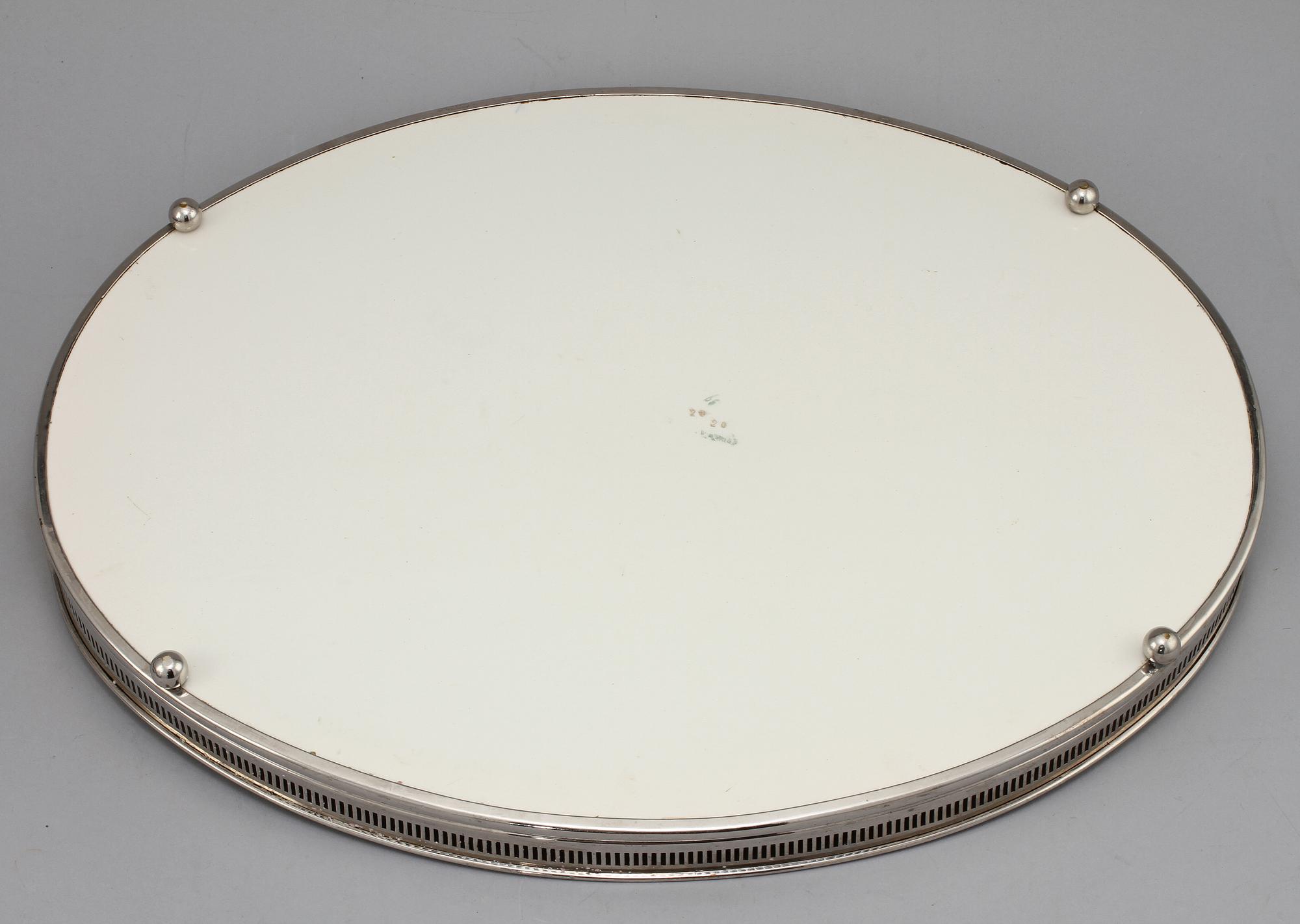 BRICKA samt COASTERS, 2 st, delvis Villeroy & Boch, 1900-talets mitt.