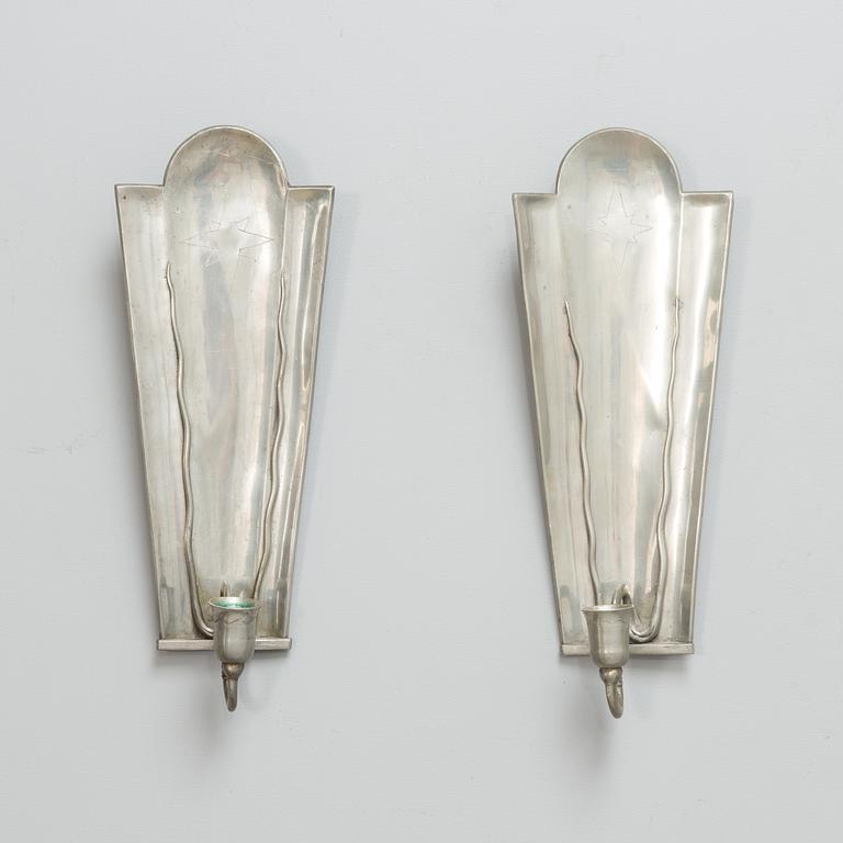 A pair of Finnish 1930s sconces for Taidetakomo Antti Hakkarainen.