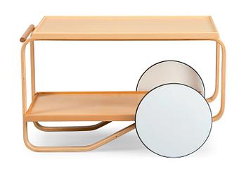 17. Alvar Aalto, SERVERINGSVAGN.