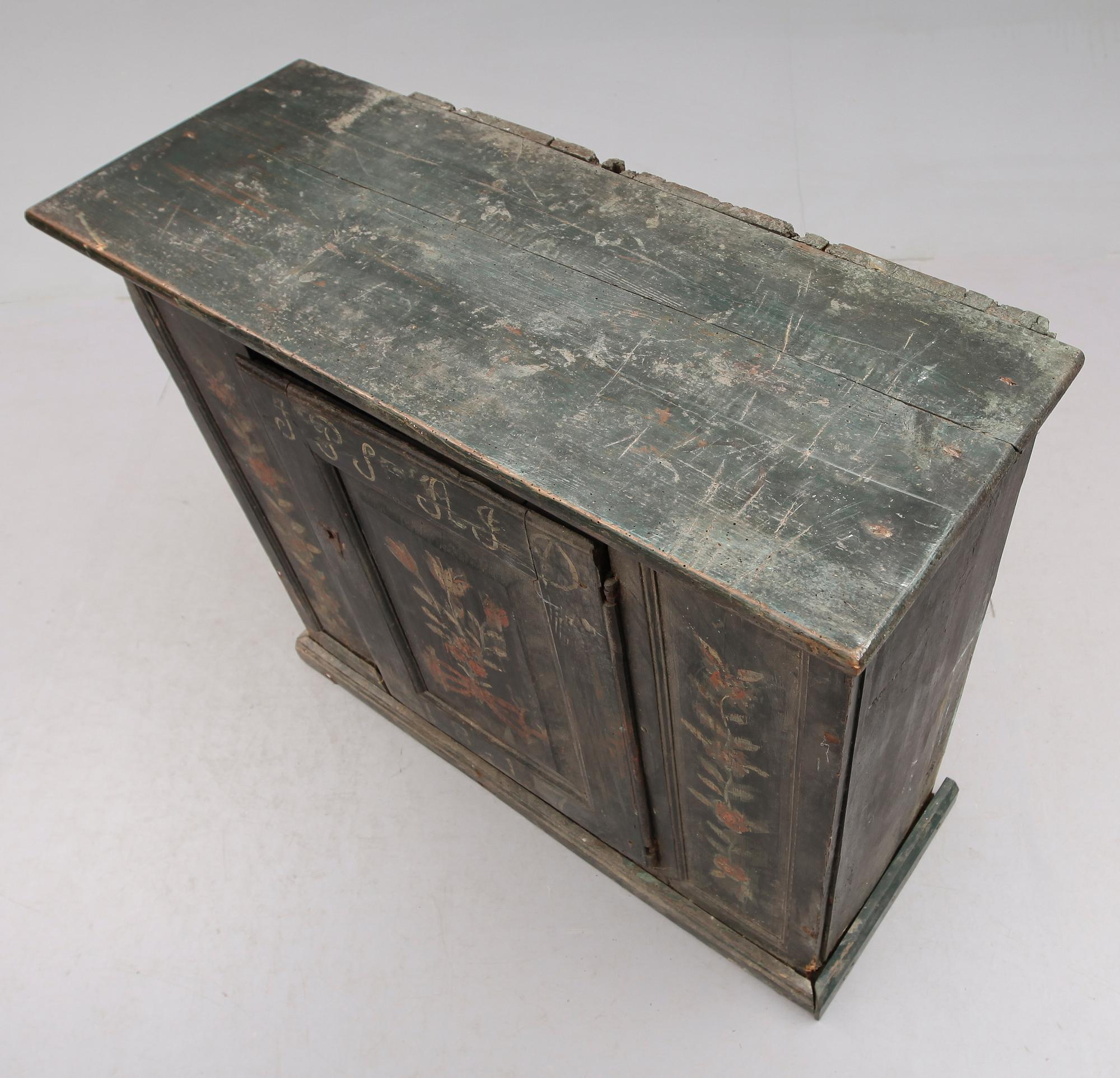 SKÅP, allmoge, 1800-talets första hälft.