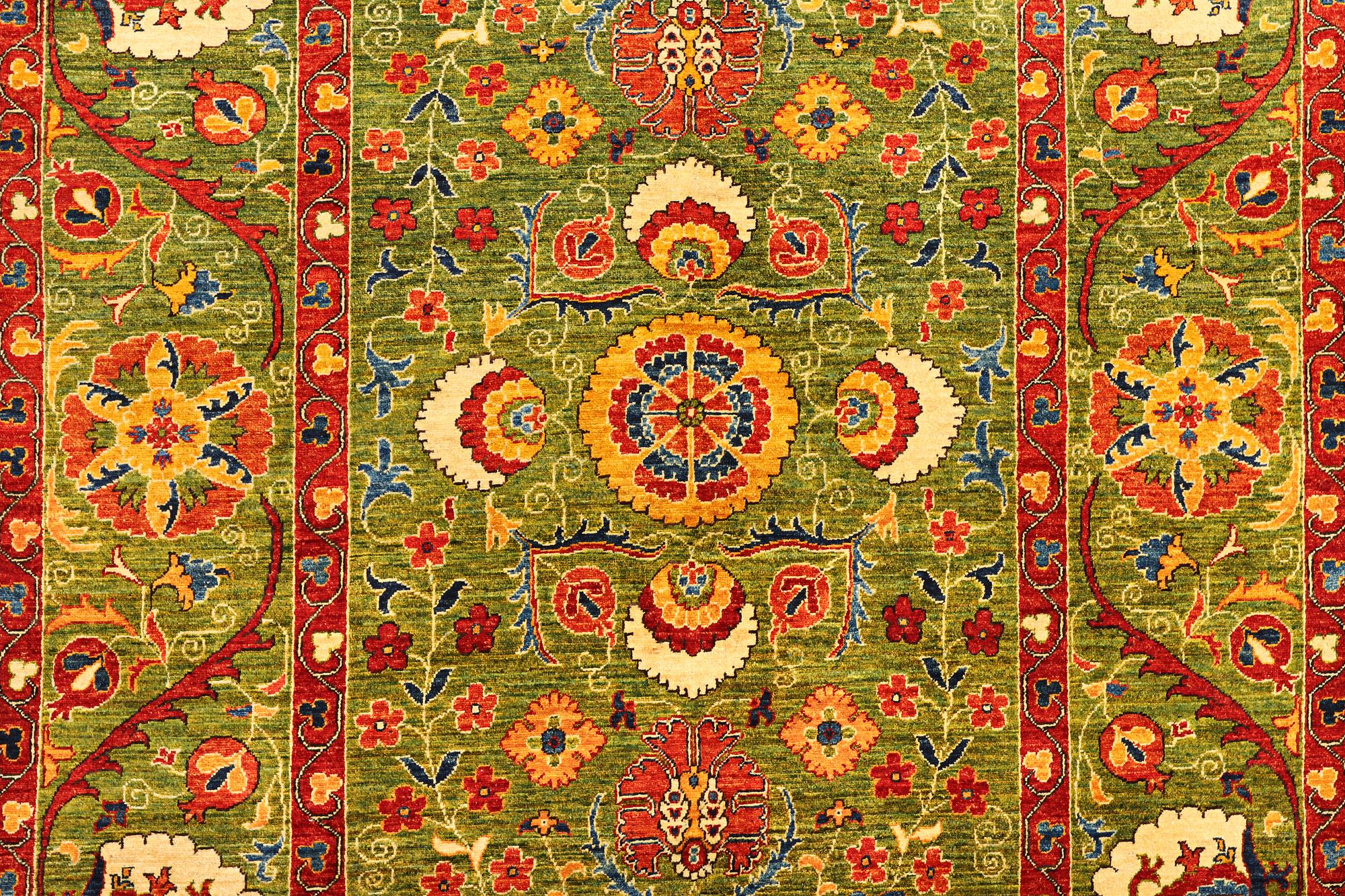 A Ziegler Ariana carpet, c. 295 x 202 cm.