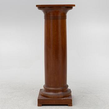 Pedestal, column-shaped, first half of the 20th Century.