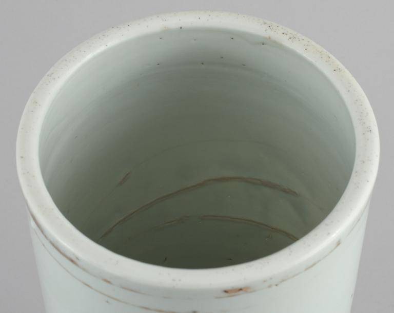 PENSELSTÄLL, porslin, Kina, 1900-tal.