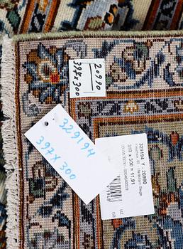 Matta, Keshan, ca. 397 x 300 cm.