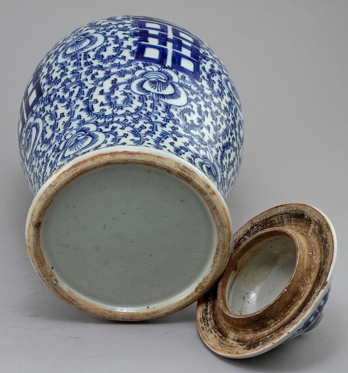 LOCKURNA, porslin, Kina, 1800-tal.