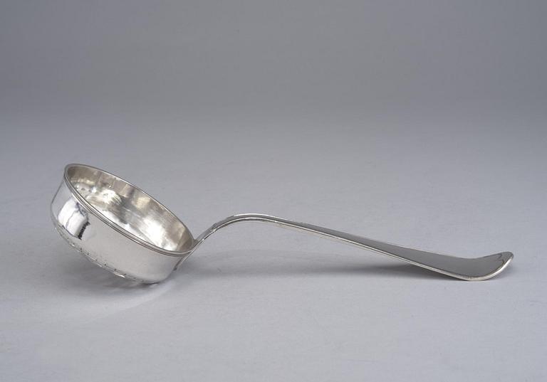 STRÖSKED, silver, Erik Lundberg Örebro 1795. Vikt 60 g.