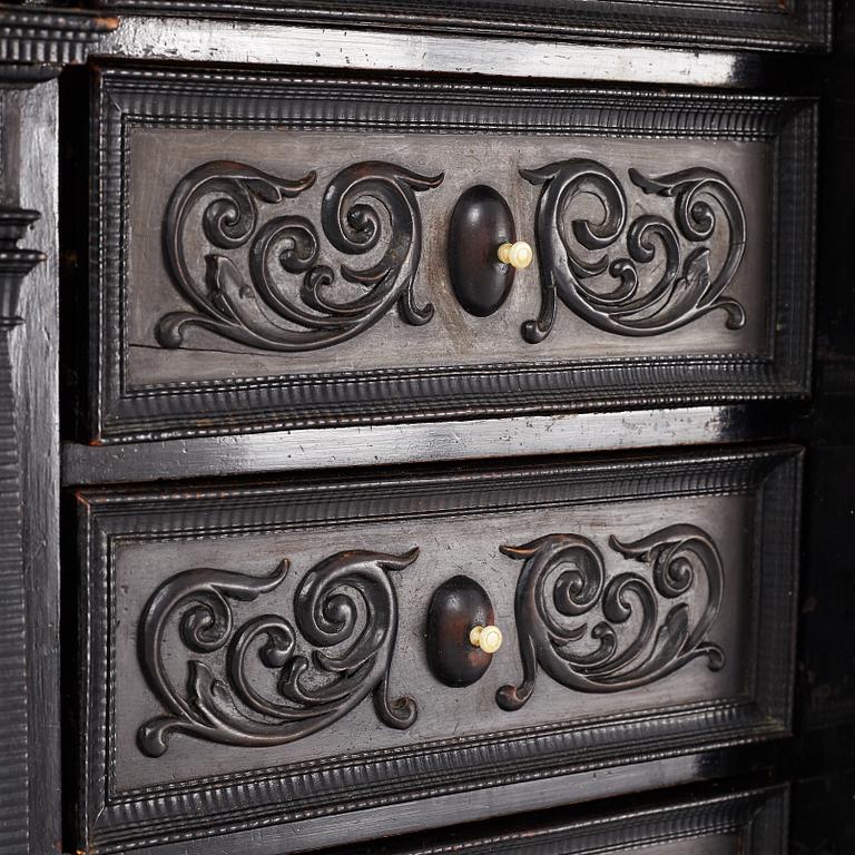 Kabinettskåp, Sydtyskland, Barock, omkring år 1700.