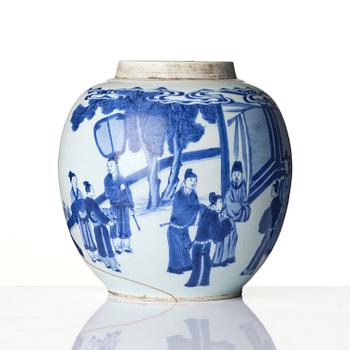 Urna, porslin. Qingdynastin, Kangxi (1662-1722).