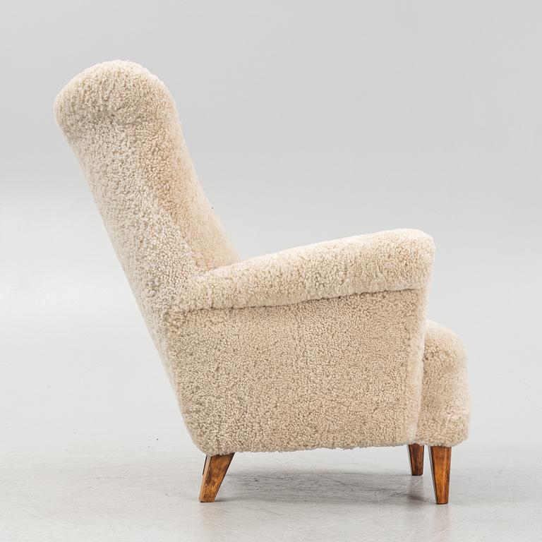 A Swedish Modern armchair, mid 20th Century.