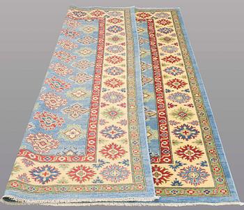 MATTO Kazak design 300 x 198 cm.