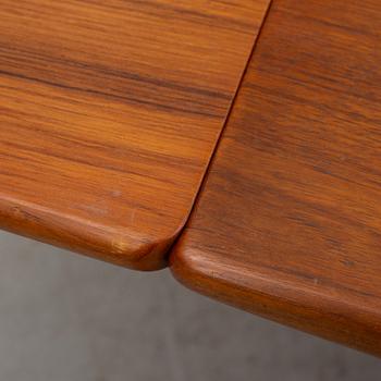 Alfred Christensen, matbord modell "371/ Boomerang",  Slagelse Møbelvaerk A/S, Danmark, 1963.