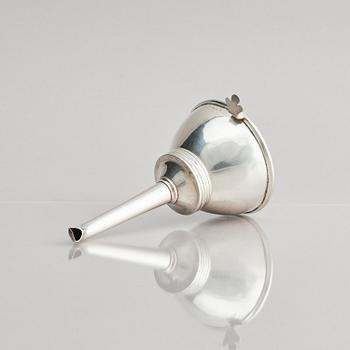 A Swedish early 19th century silver wine funnel, marks of Pehr Zethelius, Stockholm 1807.