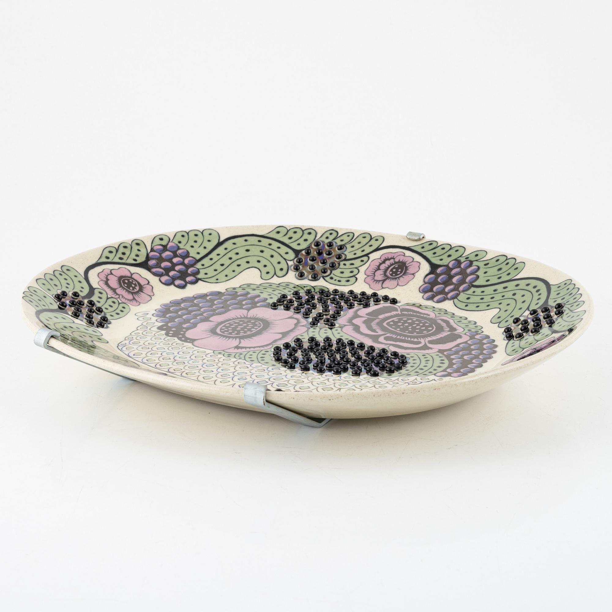 Birger Kaipiainen, fat, "Anemone", Arabia, Finland, 1981.