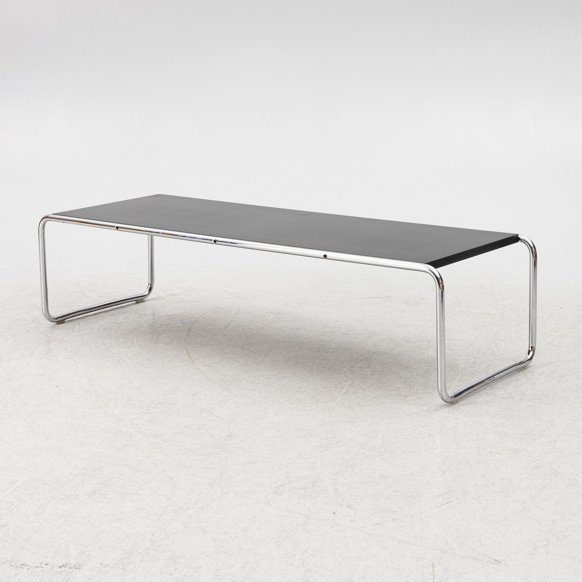 Marcel Breuer, soffbord, "Laccio table", Knoll.