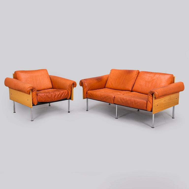 Yrjö Kukkapuro, sohva ja nojatuoli "Ateljee" tilaustyö, Haimi, 1970-luvun loppu.