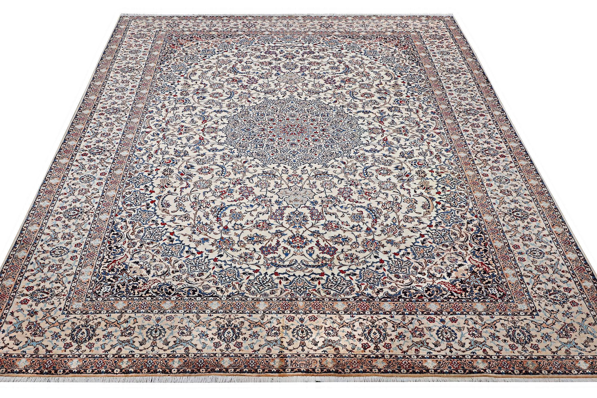 Matta, Nain, part silk, 6 laa, ca. 343 x 252 cm.