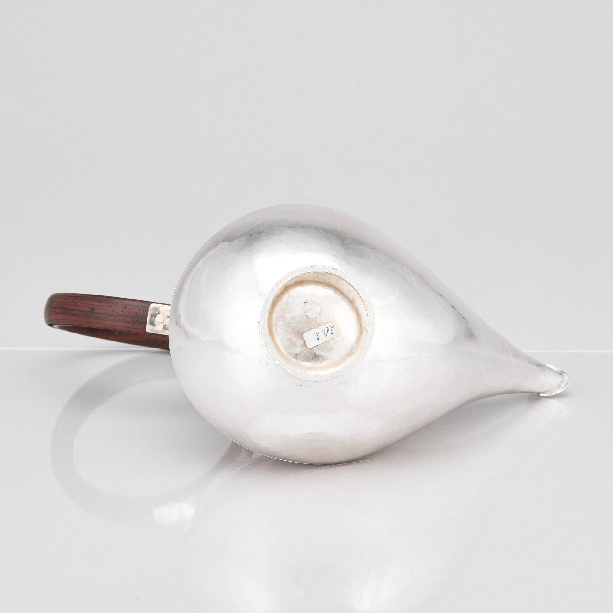 Lars Håkansson, a sterling coffeepot, Lund, 1982, sterling silver.