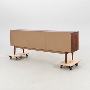 Nils Jonsson sideboard "Cortina" Troeds Möbelfabrik, Bjärnum 1900-talets senare del.
