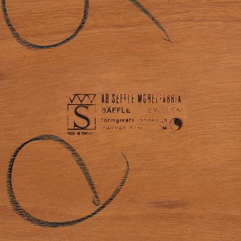 Yngvar Sandström, an oak desk, AB Seffle Möbelfabrik, second half of the 20th century.