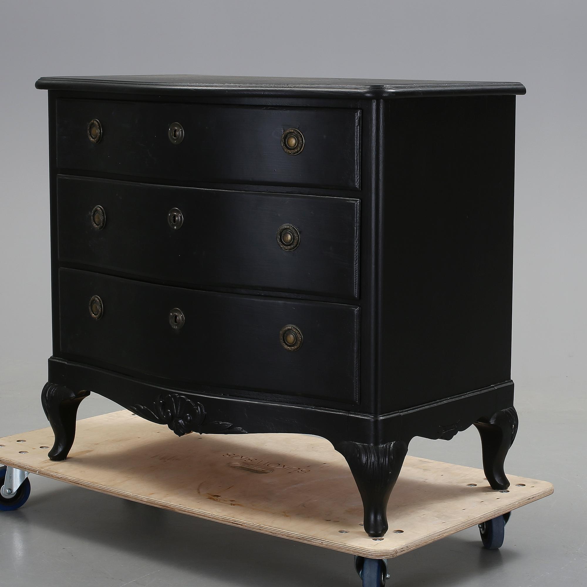 BYRÅ, rokokostil, 1900-tal.