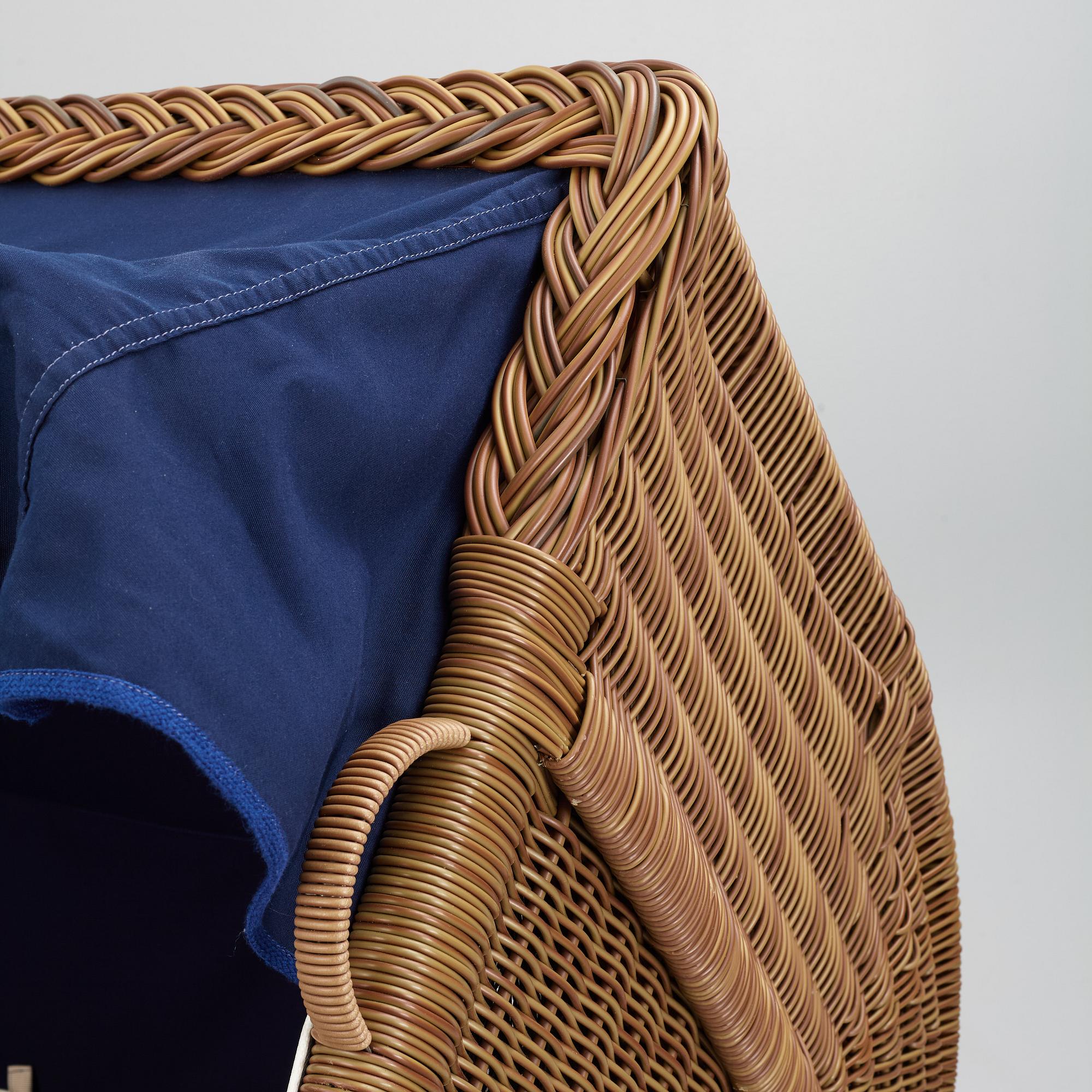Trädgårdssoffa, "The Garden Haven Captain Seat Lounger", Mygind Design Scandinavia.