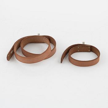 Hermès, two leather 'Kelly' bracelets.