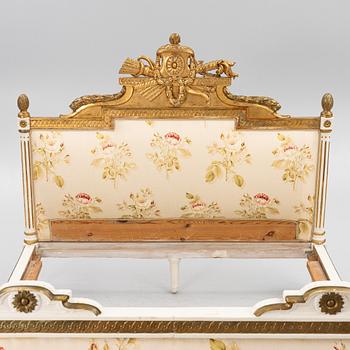 Säng, tillskriven Erik Öhrmark (mästare i Stockholm 1777-1813), Gustaviansk.