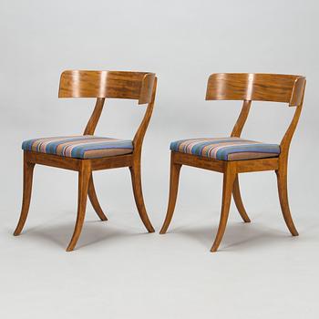 Stolar, 4 st, s.k. Sulla eller Klismos modell, troligtvis Danmark, ca 1840.