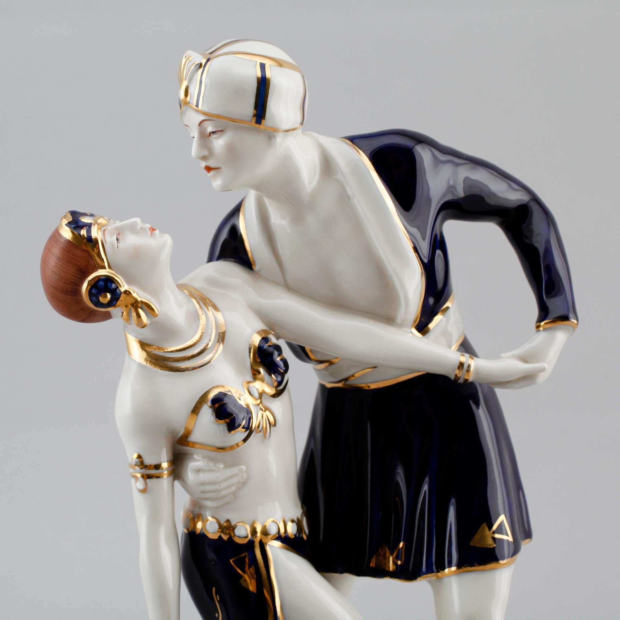 FIGURIN, porslin, Royal Dux, 1900-talets mitt.