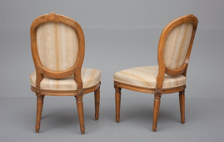 A PAIR OF CHAIRS.