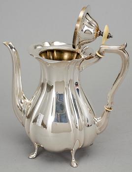 KAFFESERVIS, 3 delar. Silver. Guldsmedsaktiebolaget GAB, Stockholm 1925. Total vikt ca 1065 gram.