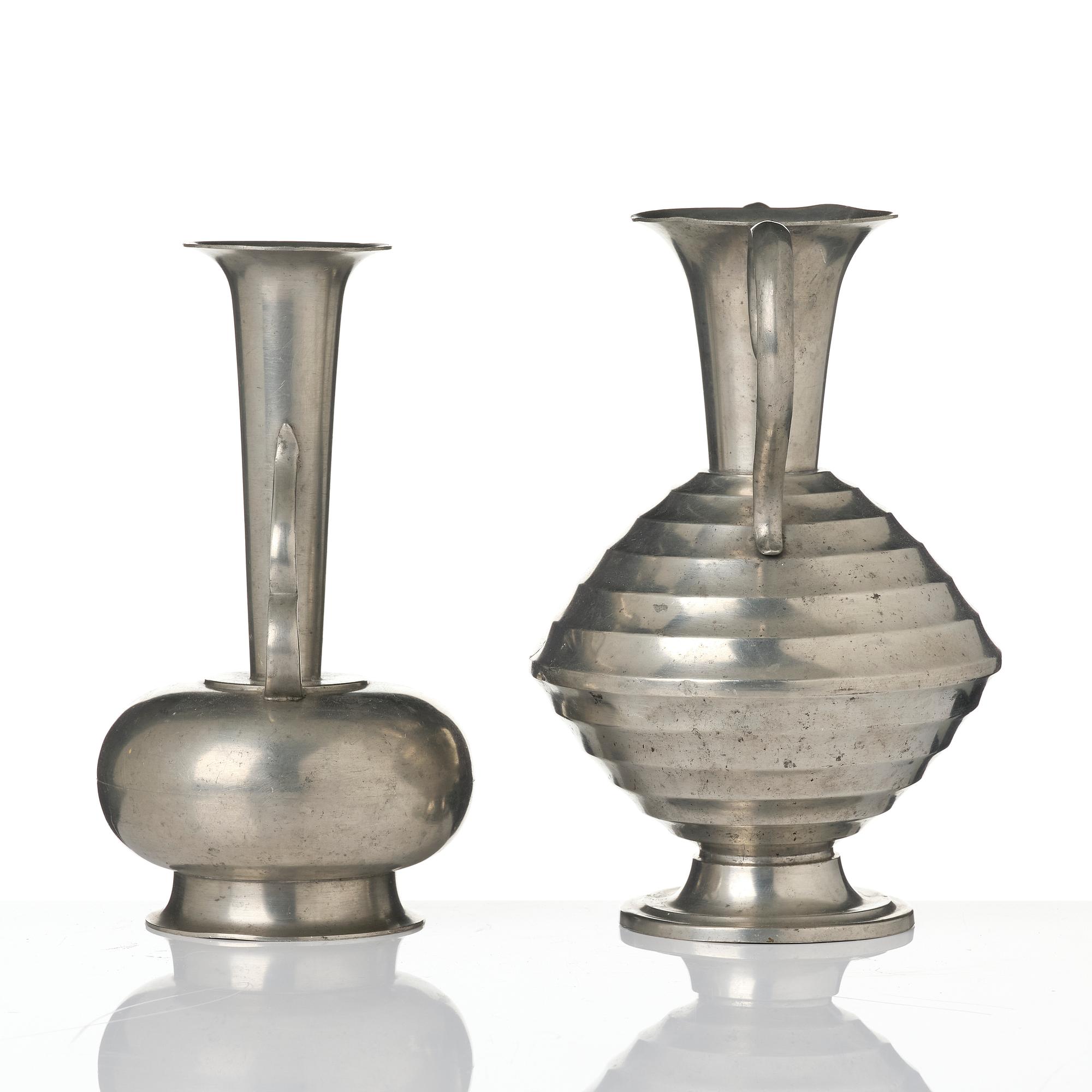 Sylvia Stave, vaser, två stycken, C.G. Hallberg, Stockholm, 1931-37.