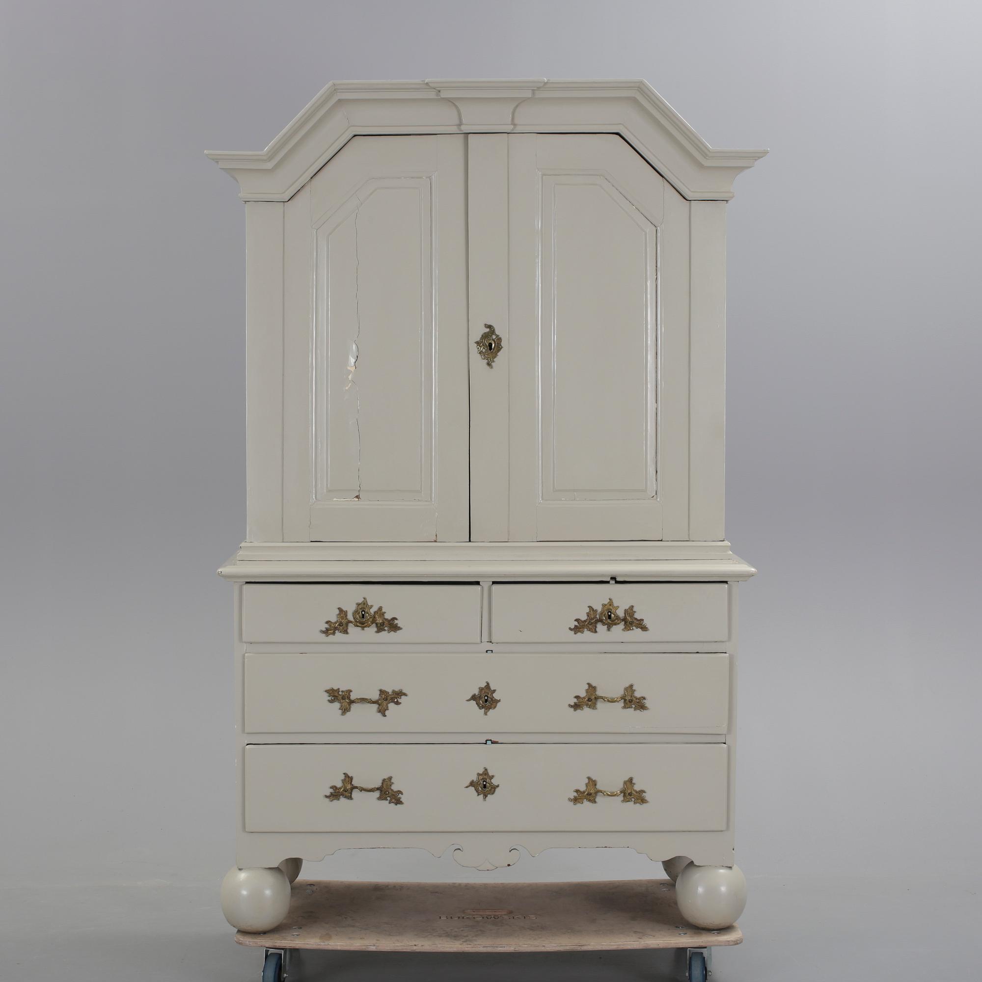 SKÅP, senbarock 1700-tal.