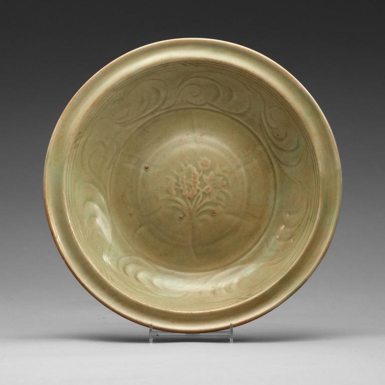 A celadon dish, Ming dynasty (1368-1644).