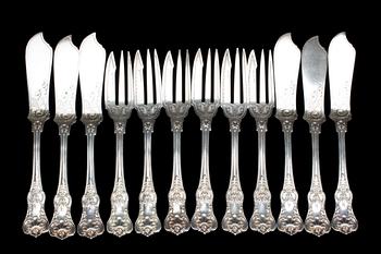 FISKBESTICK, 6+6. Silver, utländska stämplar. 620g.
