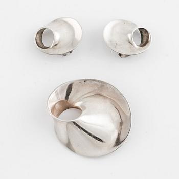 Vivianna Torun Bülow-Hübe,  silver "Möbius",earrings and brooch, Georg Jensen.