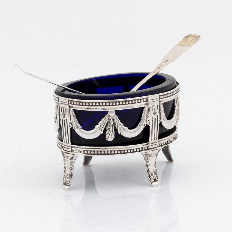 A Swedish Gustavian Silver Salt Cellar, mark of Erik Ernander, Uppsala 1784.