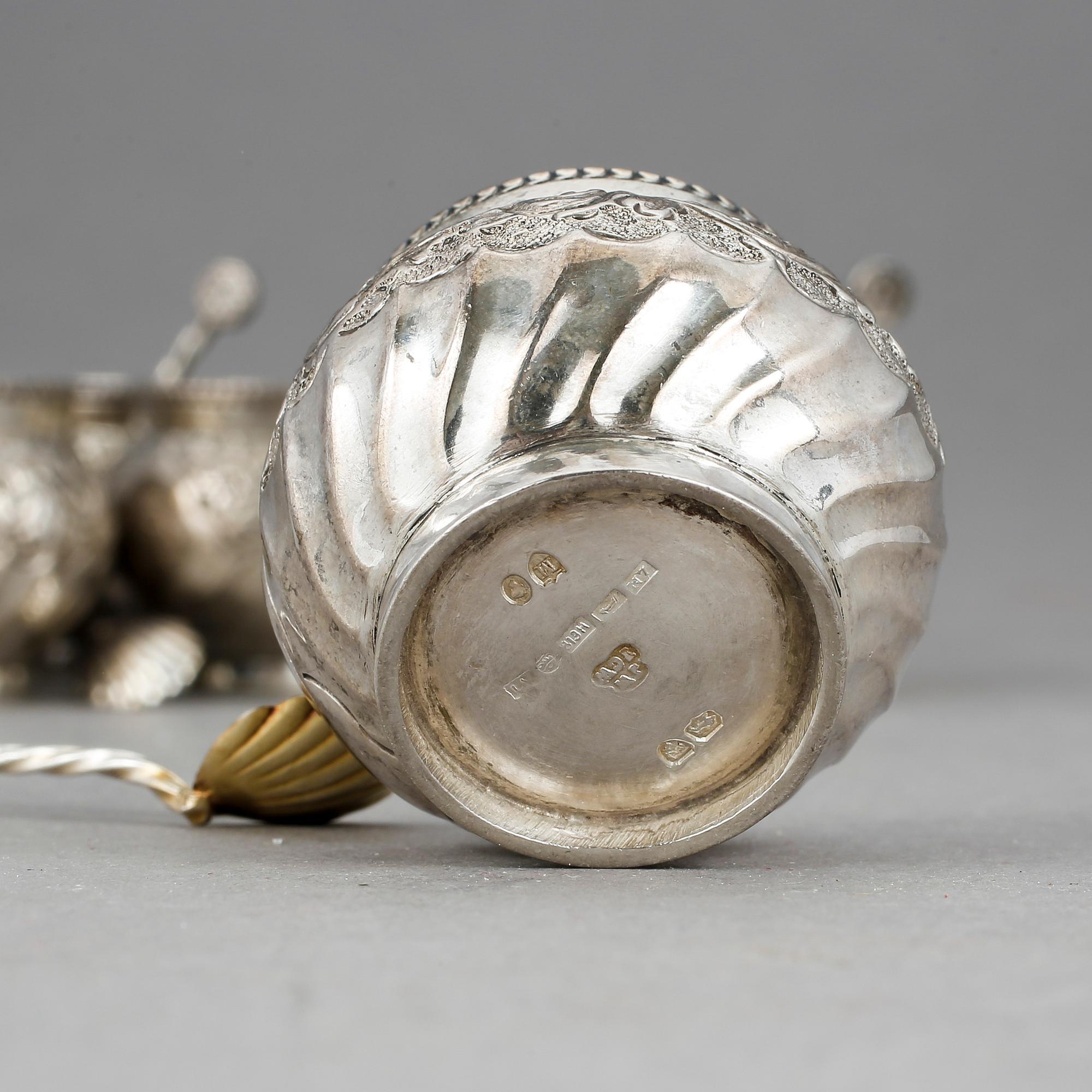 SALTKAR OCH SKEDAR, 6+6 st, James Wakely & Frank Wheeler, London, 1915. Ca 158 gram.