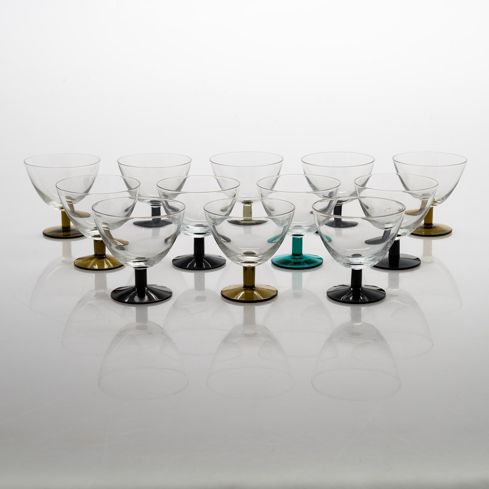 Saara Hopea, A set of 12 mid 1900s cocktail glasses, model 2126, Nuutajärvi Notsjö, Finland.