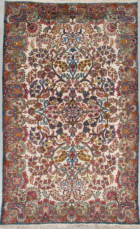 MATTA, semiantik, Kirman Laver, ca 240 X 148 cm.
