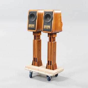 A pair of Electa Amator II speakers by Sonus Faber from Italy.