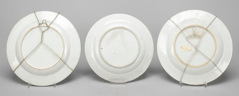 TALLRIKAR, 5+1 st, porslin, Kina, Qianlong, 1700-tal.