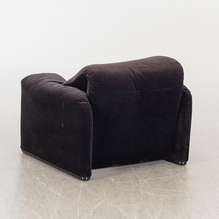 A late 20th century "Maralunga" VICO MAGISTRETTI lounge chair for Cassina.