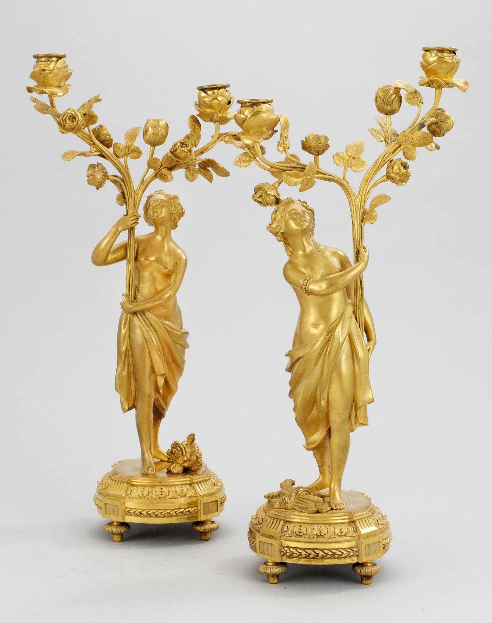 KANDELABRAR, för två ljus, ett par, Falconets art. Frankrike, 1700-talets slut. Louis XVI.