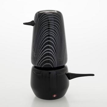 Matti Klenell, glasfågel "Harakka Brother", signerad M. Klenell Iittala.