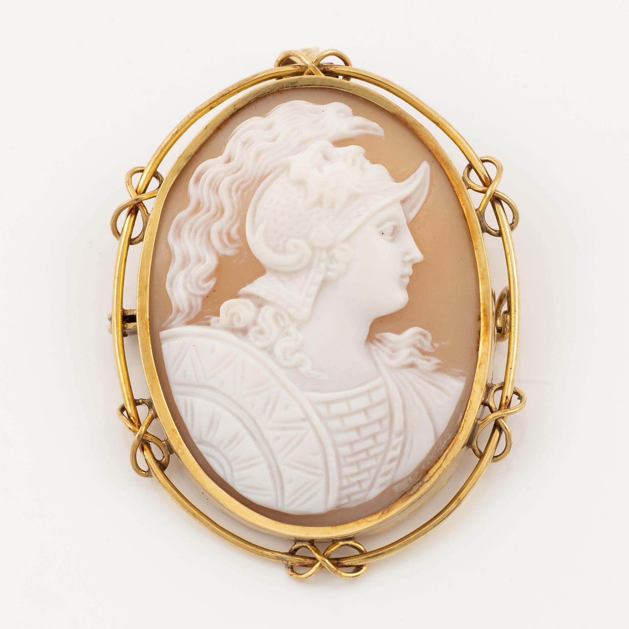 Brooch/pendant, 18K gold with shell cameo.